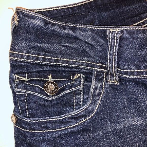 Wallflower ladies capris - Picture 3 of 6